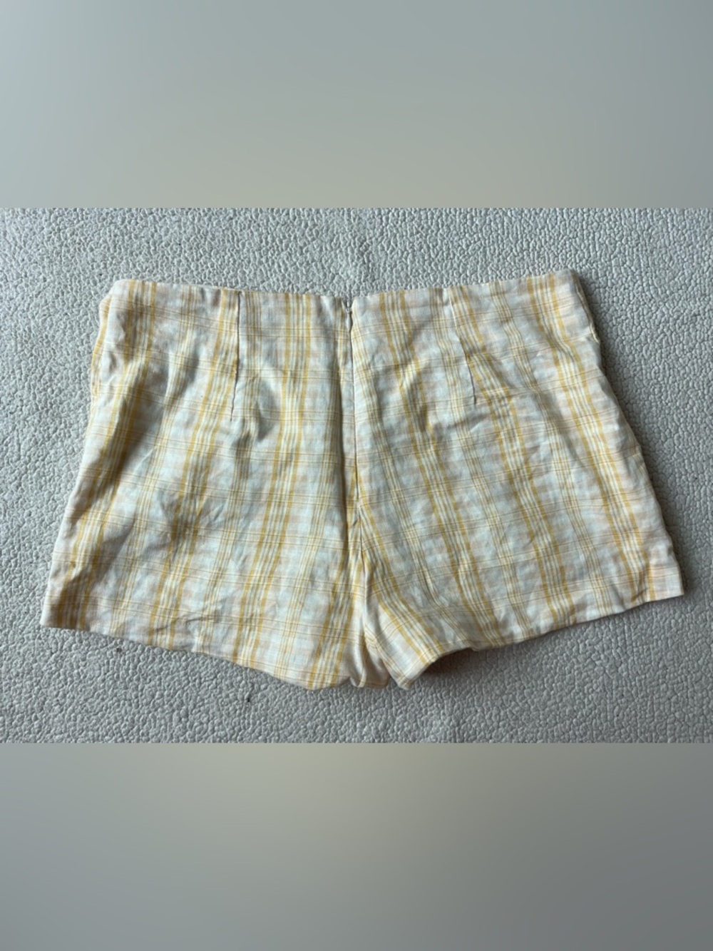 FAITHFULL 100% LINEN YELLOW PLAID SHORTS WOMENS 8 - Picture 2 of 8